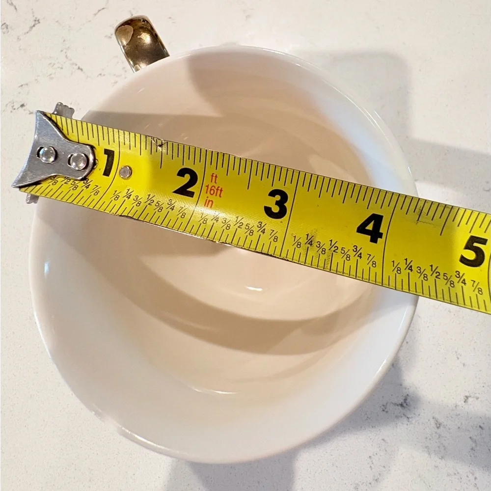 Grateful Gatherings Porcelain Large Cup Cream & Gold Trim Great Condition 14 oz. - Picture 5 of 9